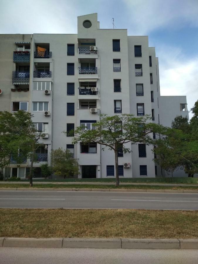 Apartment Rubix 普拉 外观 照片