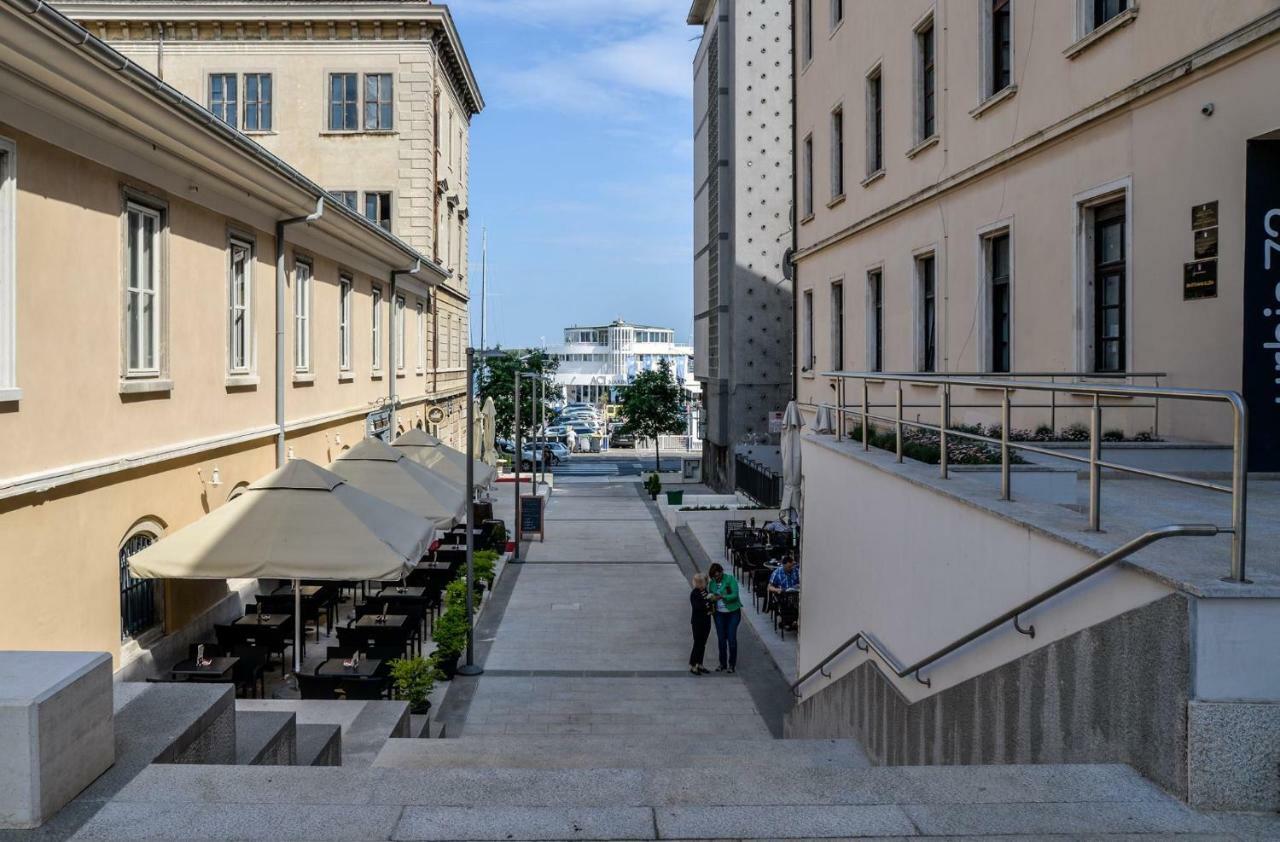 Apartment Rubix 普拉 外观 照片